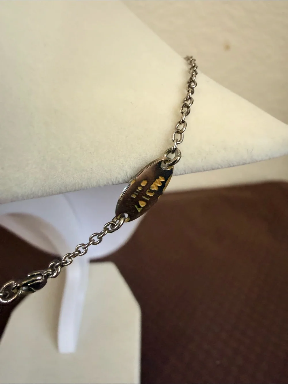 Authentic Louis Vuitton Necklace-Signature V -Shaped Silver Pendant Necklace